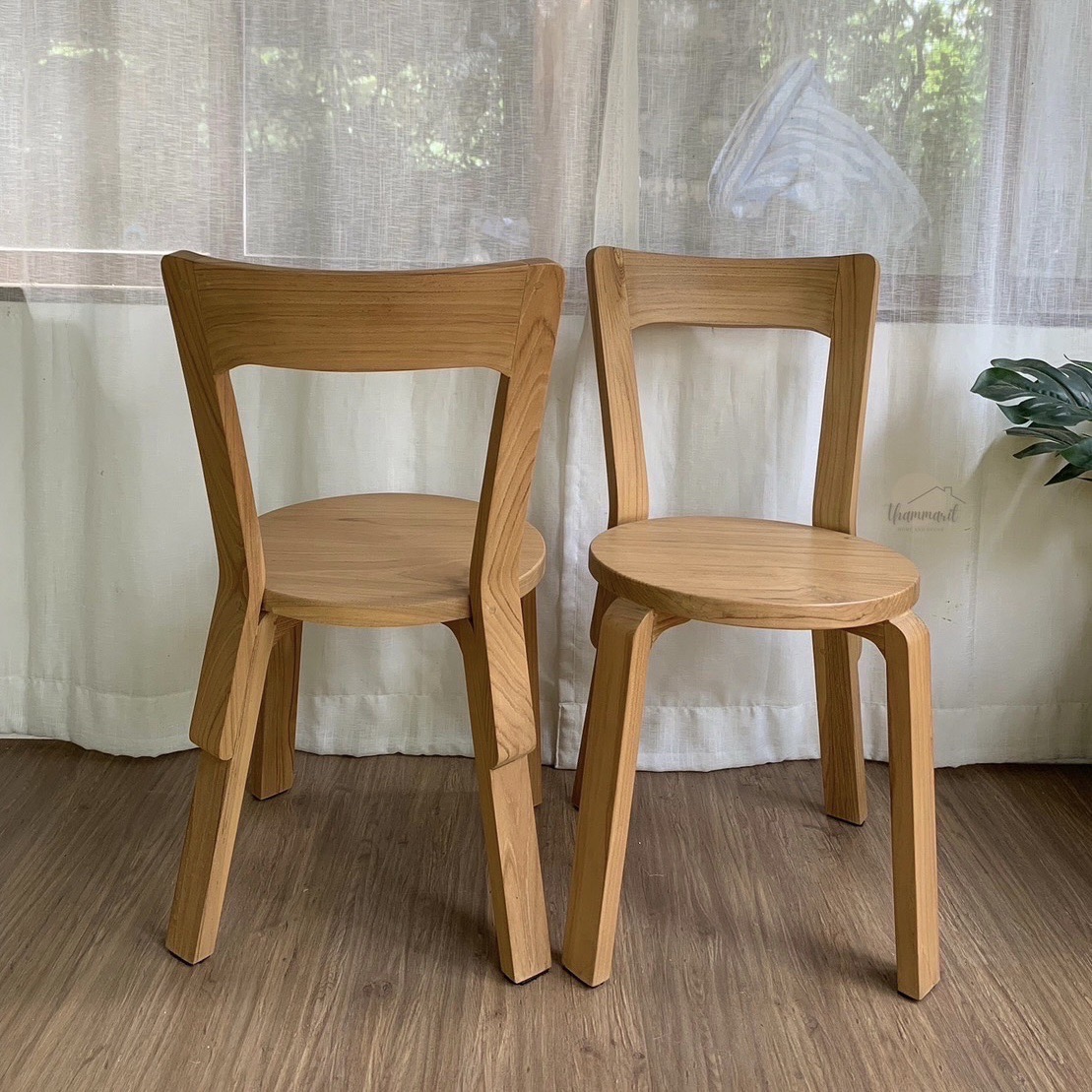 Chair No.7