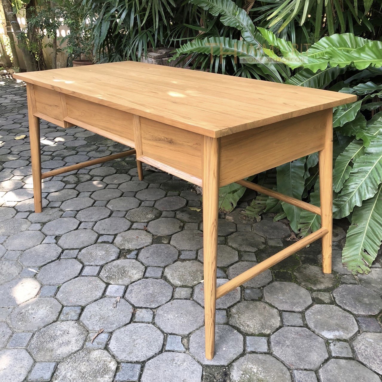Table with Drawers No.4